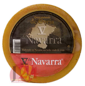 Сыр 19.58 €/кг,  из овечьего молока, подкопченый, V де Наварра 3.5 кг aprox.