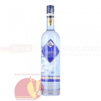 Джин Цитадель 0,7л. 44% Citadelle Gin 70cl Четвертная дистилляция