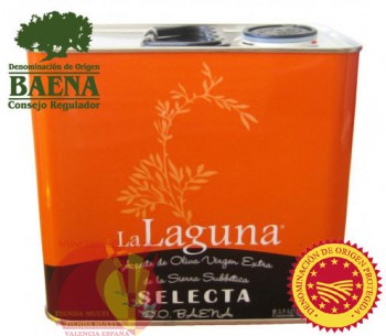 Оливковое масло 2,5 л., Ла Лагуна Селекта, Баэна Д.О., Экстра Вирхен Aceite Virgen Extra La Laguna Selecta 
ноты свежескошенной травы, листа томата, свежей древесины, рис и мята на в небе
Сорт: Пикудо, Охибланка
Кислотность: ≤ 0,3
Урожай: последний
Объем: 5 л