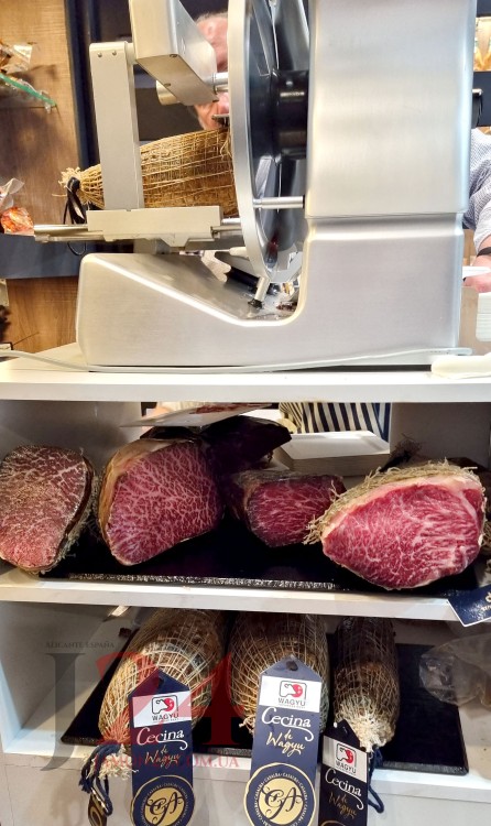 Сесіна Ангус/Вагю, 3 кг, в'ялена яловичина очищена, Касальба Cecina de Angus/Wagyu