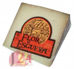 Сыр овечий старый Флор де Эсгуэва, 265 гр aprox