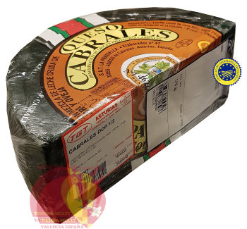 Сыр голубой Кабралес, 1/2 - 1,1-1,2 кг aprox. Queso Cabrales D.O.P. Коровье молоко 90%