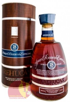 Ром Арукас Аньехо Ресерва 18 лет 0,7л, 40% Rum Arehucas Anejo Reserva 18 y.o. 70cl Испания 