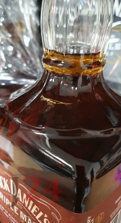 Виски Джек Дэниэлс Бондед Трипл Мэш, 0,7 л. 50% Whisky Jack Daniel's Triple Mash 100 proof 